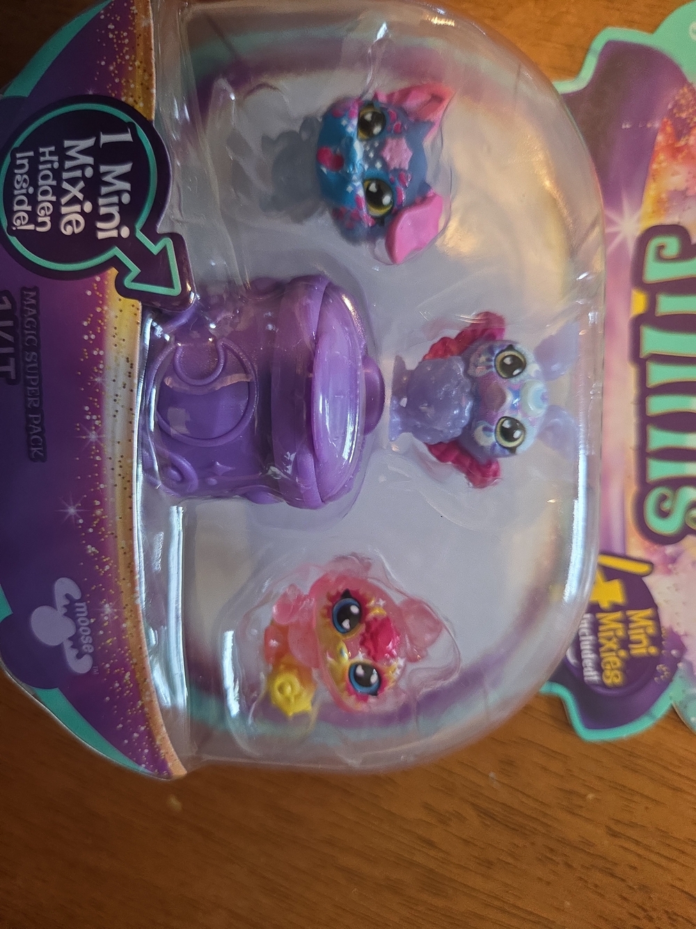 Magic Mixies Minis Shimmervese 4-Pack - Purple, Pink, Orange - Picture 3 of 7
